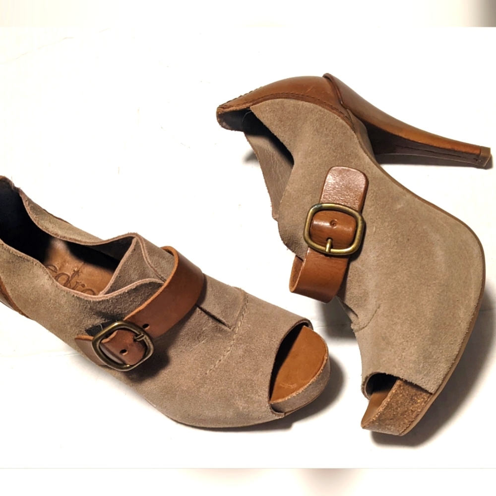 Pedro Garcia Peep Toe Buckle heel booties size 36.5 Anthropologie